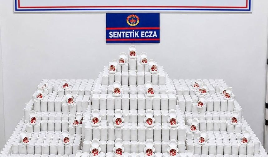 Manisa'da 86 bin 654 sentetik ecza ele geçirildi
