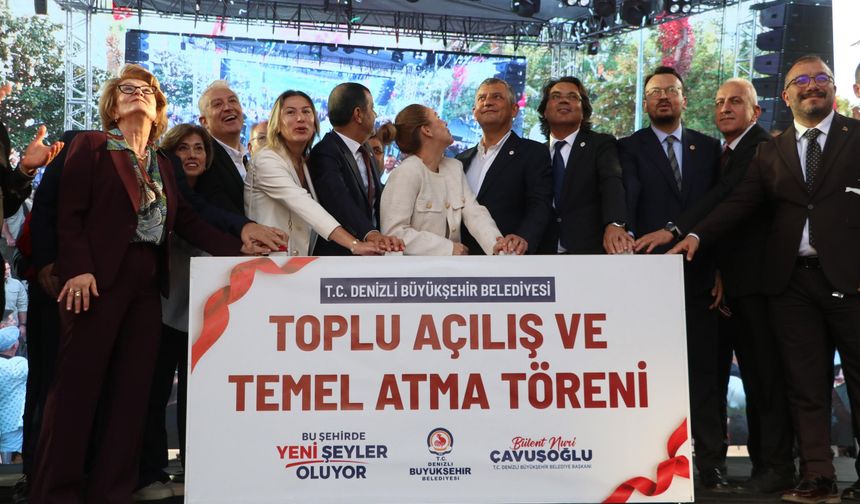 Özgür Özel'den kapsayıcılık vurgusu: "Yeni Parti'ye üye olan benim kadar eskidir"