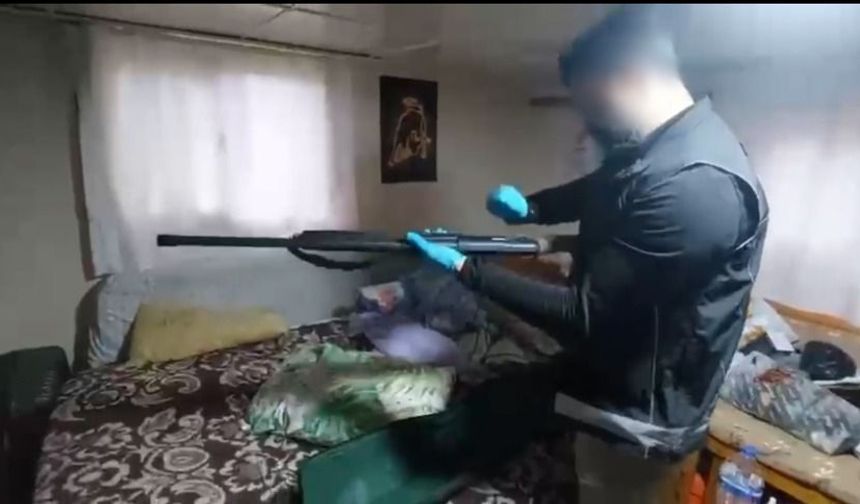 Sanal medyadan silah paylaşımları yapanlara düzenlenen operasyonda 21 gözaltı