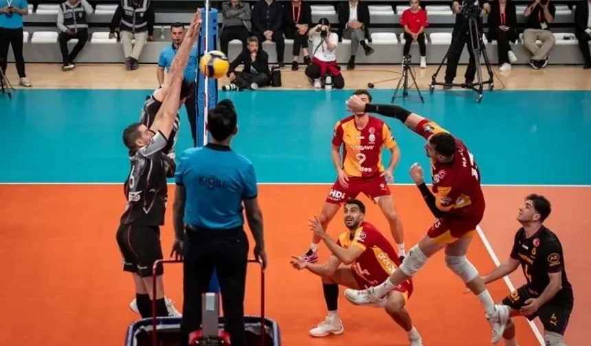 Galatasaray Madeş Mobilya şampiyonlar kupasında zirveye çıktı