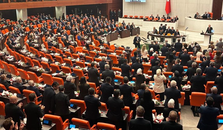 Meclis açılışında YENİ Parti’den Erdoğan’a tepki