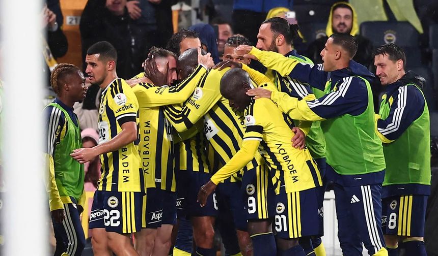 Fenerbahçe’den Kadıköy’de 3 Gollü Zafer! Alanyaspor’u Rahat Geçti