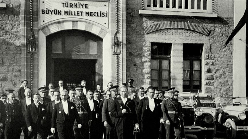 Cumhuriyet 103 Yaşında!