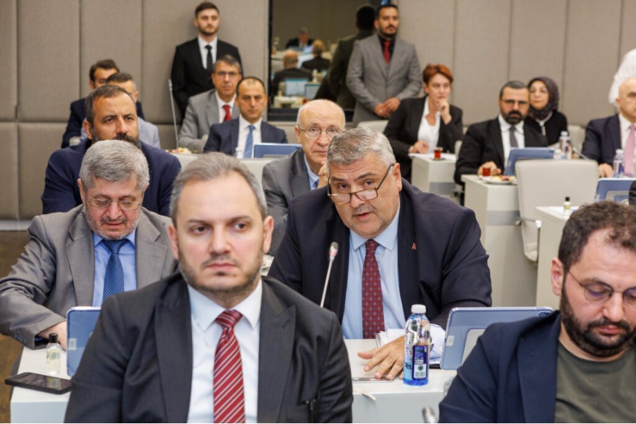 B İ K 4