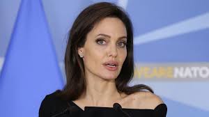 Angelina Jolie 3