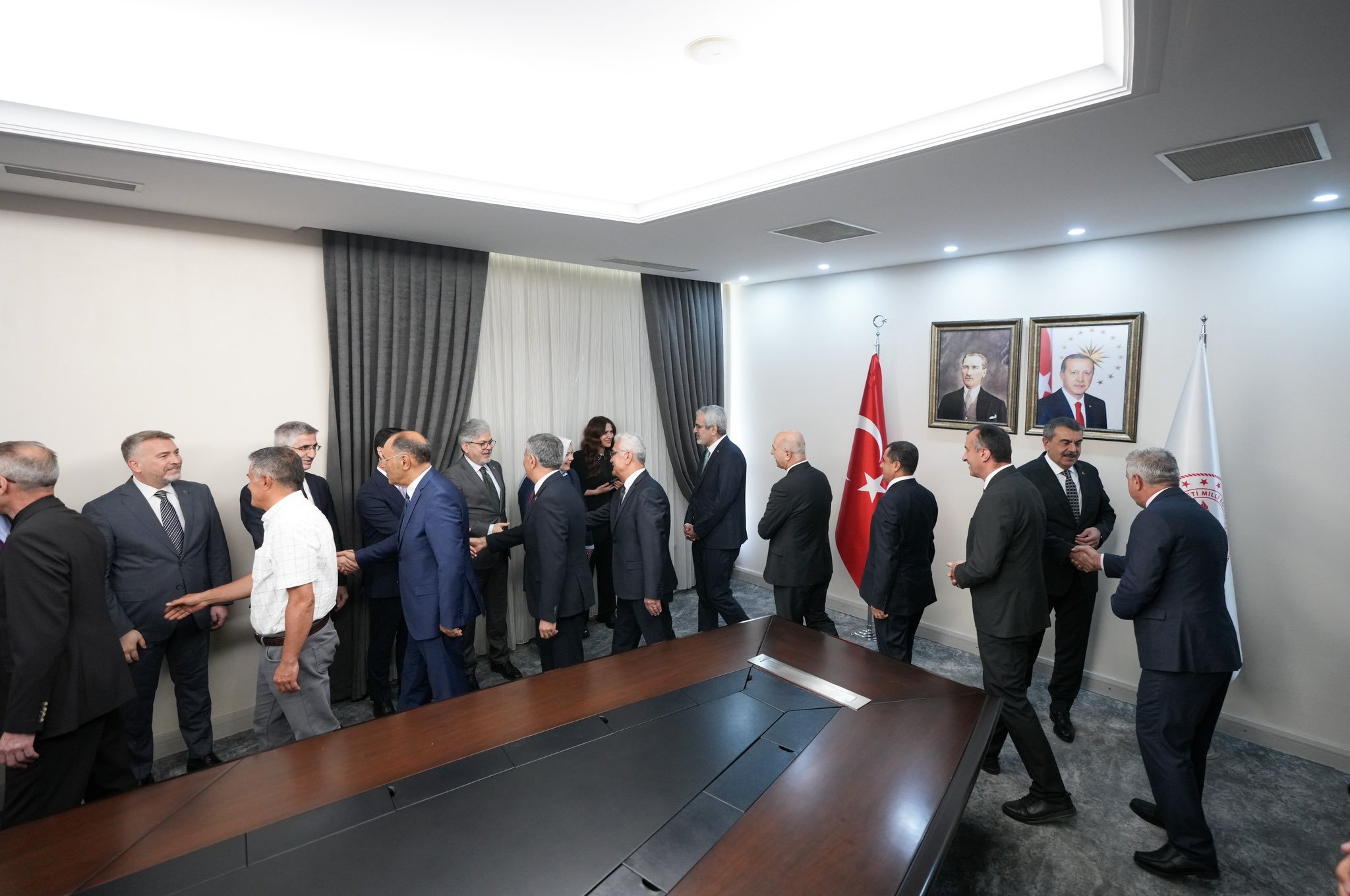 Bakan Tekin Bayramlaşma