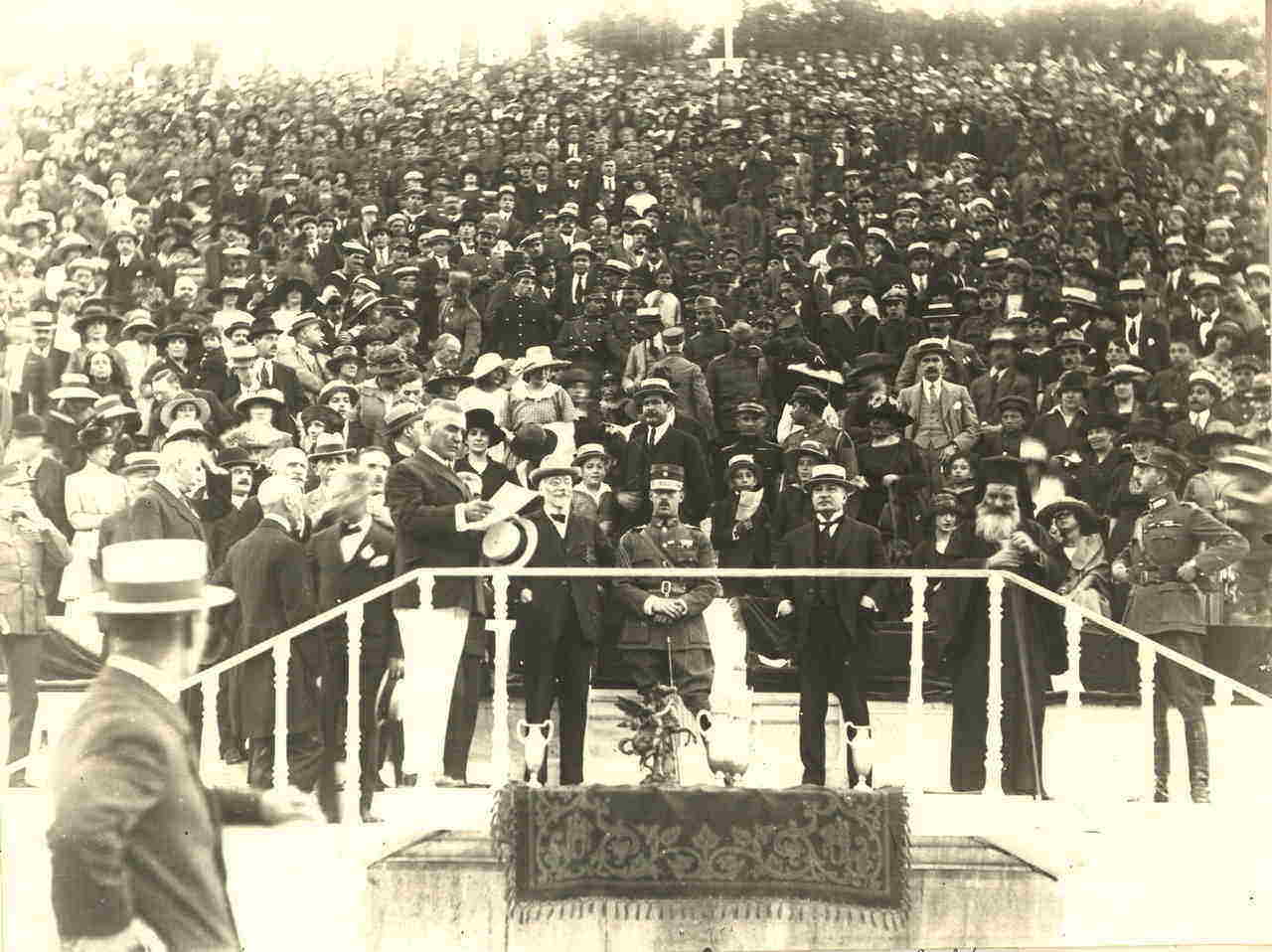 Serv Antlaşması 5