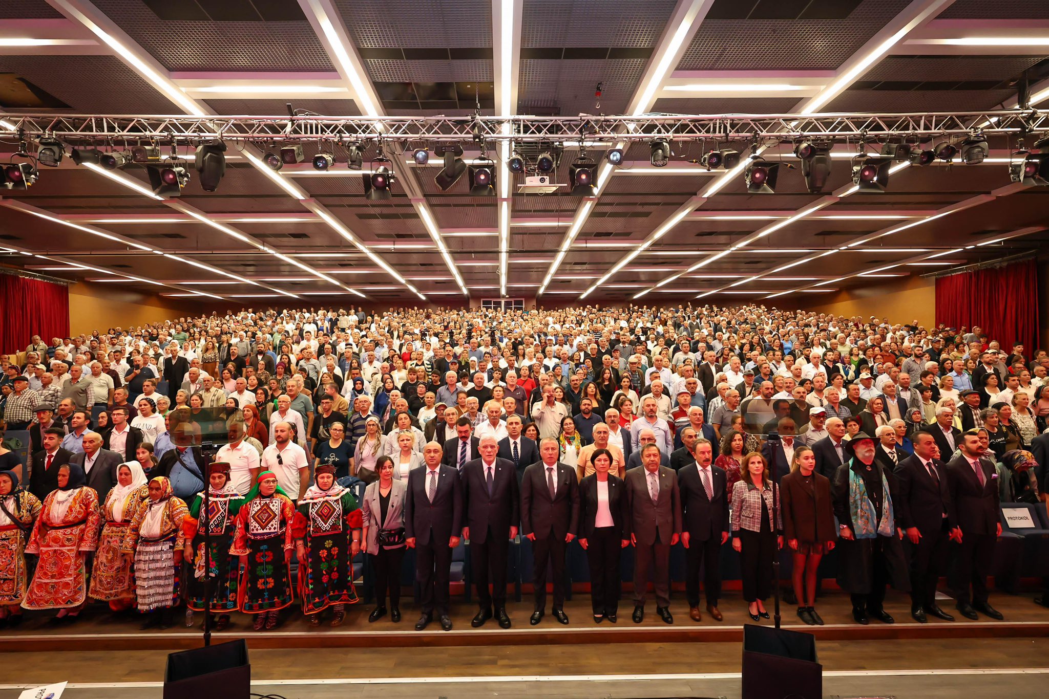 Müsavat Dervişoğlu Alevi 2