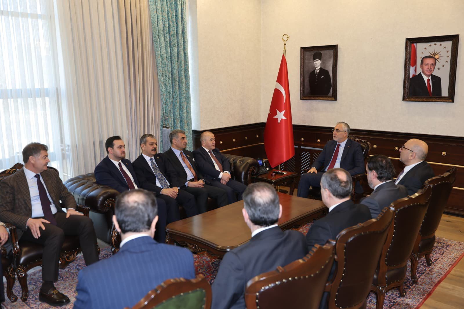 "Kadınlarda işsizlik oranı, 13 yılın en düşük seviyesinde"