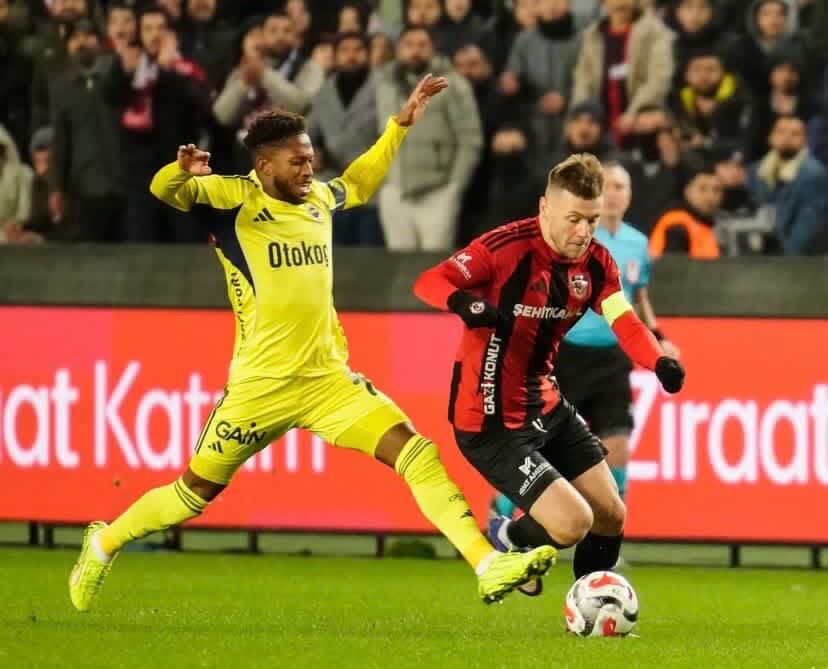 Gaziantep'te Fenerbahçe Rüzgarı: 4 Golle Çeyrek Final Bileti