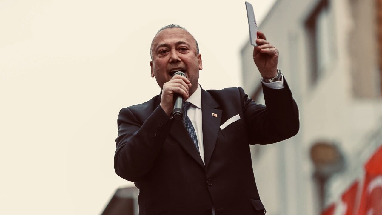 Uşak Belediye Başkanı Özkan Yalım görevden uzaklaştırıldı