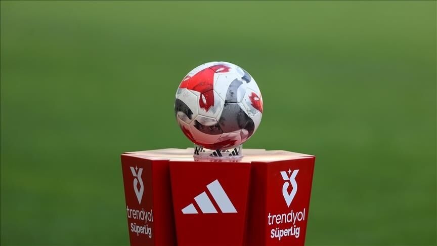 Nereden Nereye! Bir Zamanlar Süper Lig'i Sallayan Takım Şimdi -51 Puanda — Türk Futbolunun En Acı Düşüşü