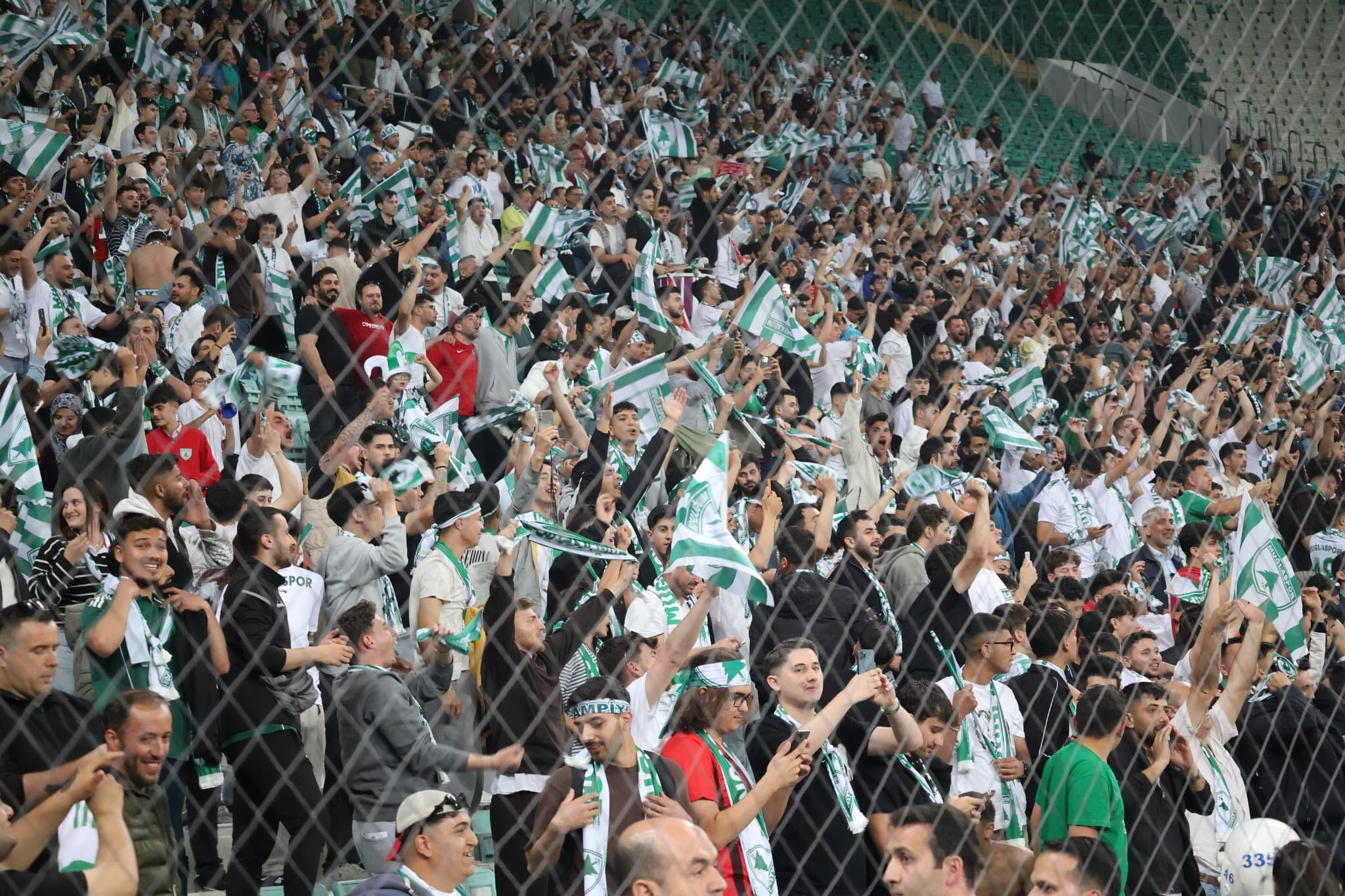 Muğlaspor'dan Tarihi Başarı