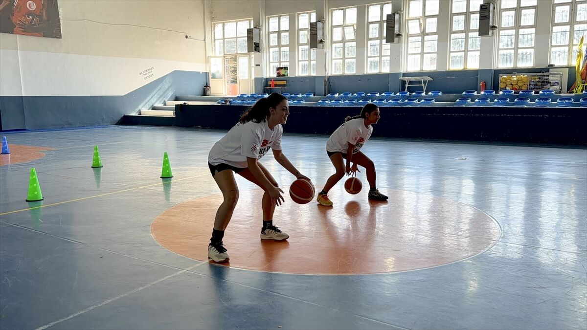 Lübnanlı Basketbolcular, Türk Antrenörle Çalışıyor