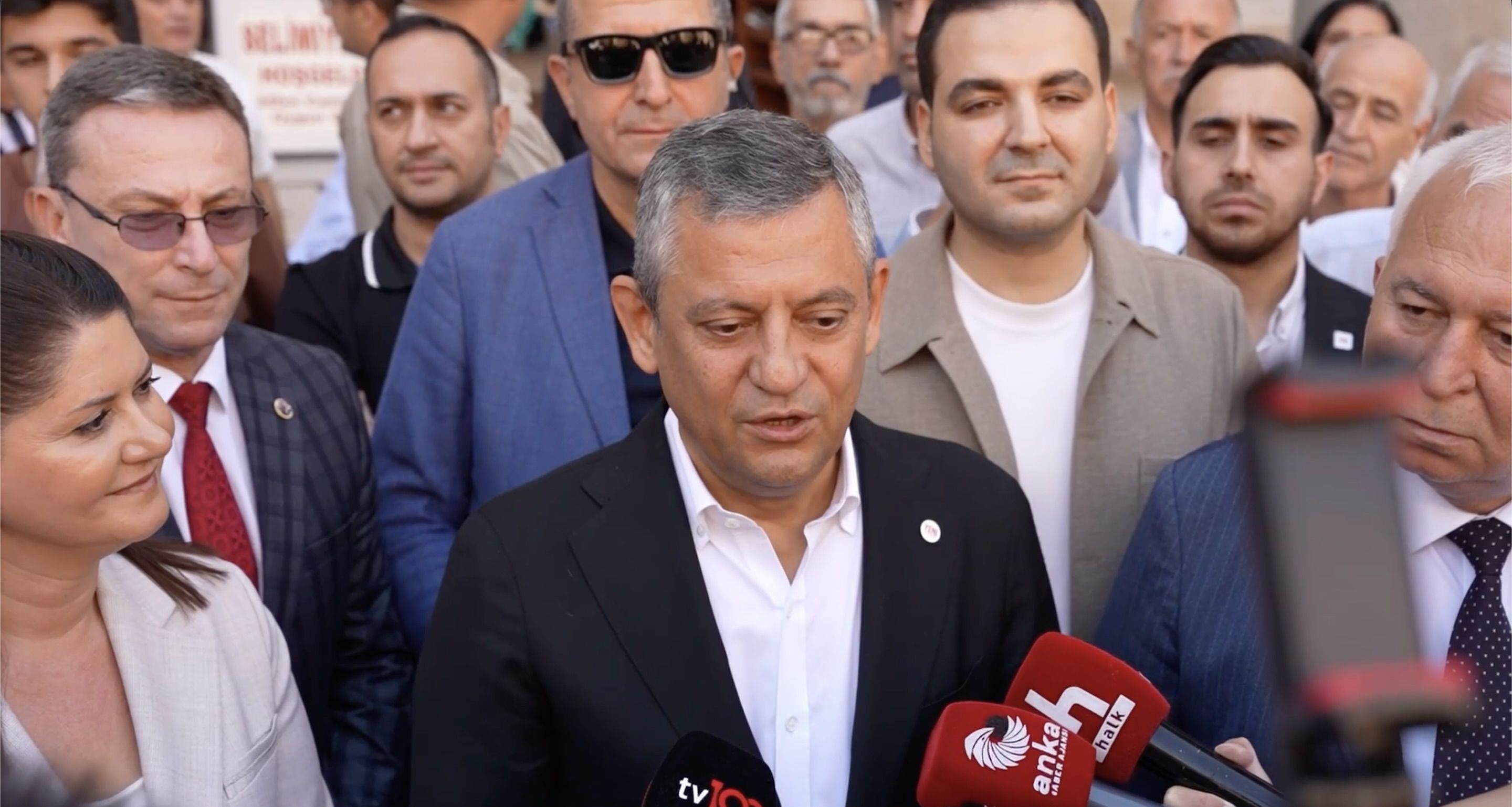 Özgür Özel, İBB davası öncesi Silivri'de konuştu