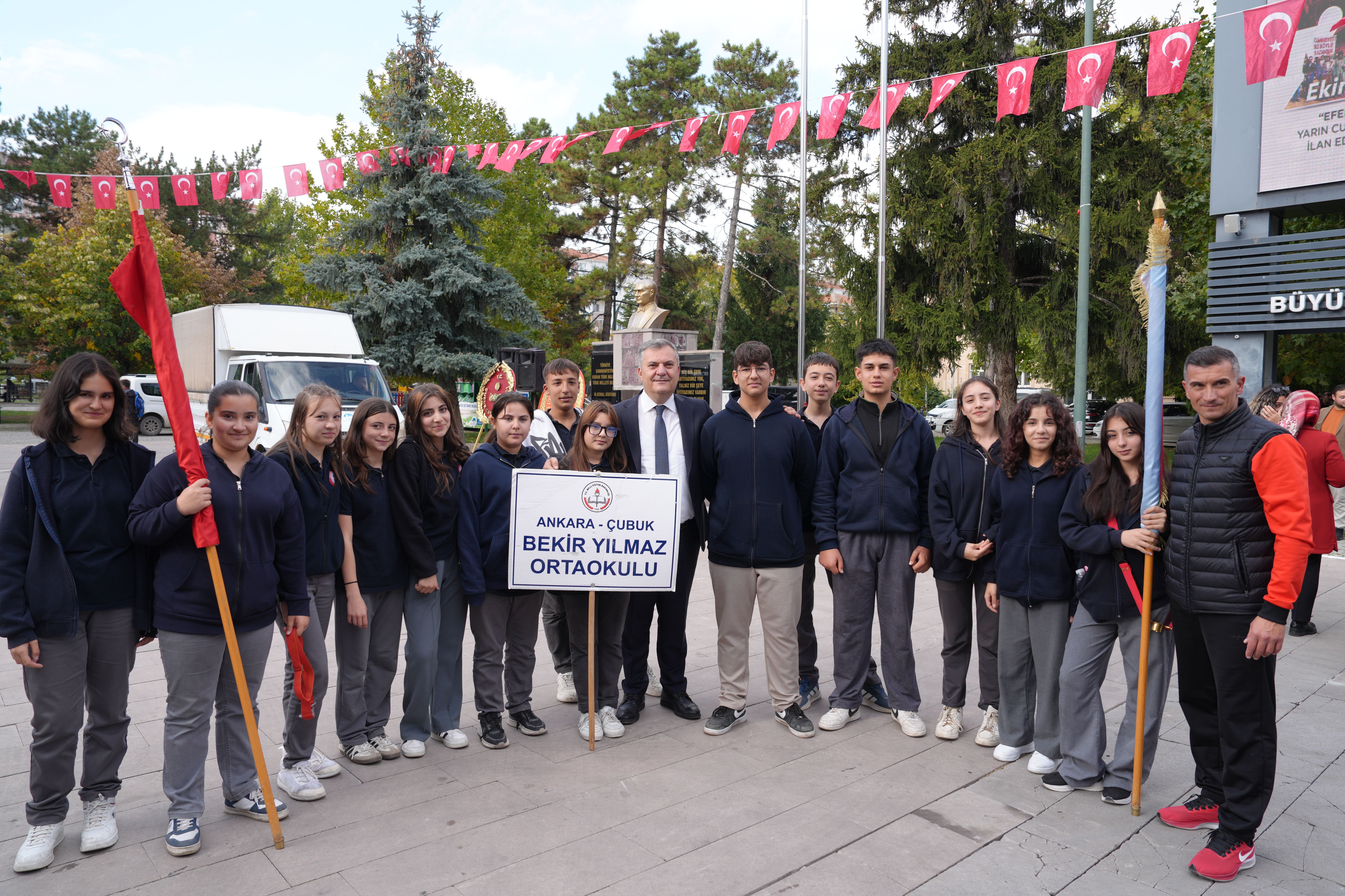 Ankara Çubuk'ta Cumhuriyet'in 103. Yılı Törenlerle Kutlanıyor