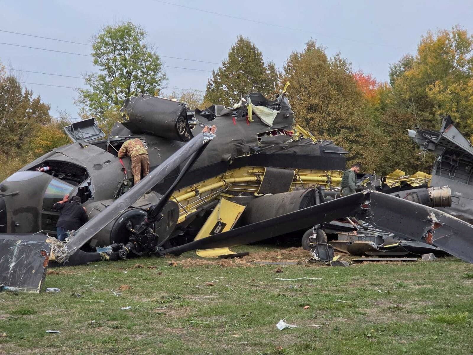 Bosna Hersek'te EUFOR'a ait askeri helikopter düştü