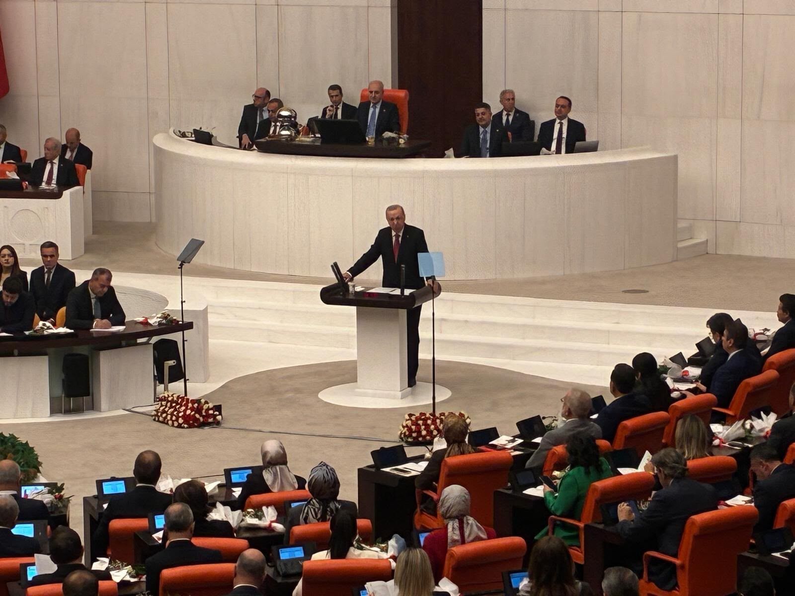 Meclis Açılışında Yeni̇ Parti’den Erdoğan’a Tepki 2