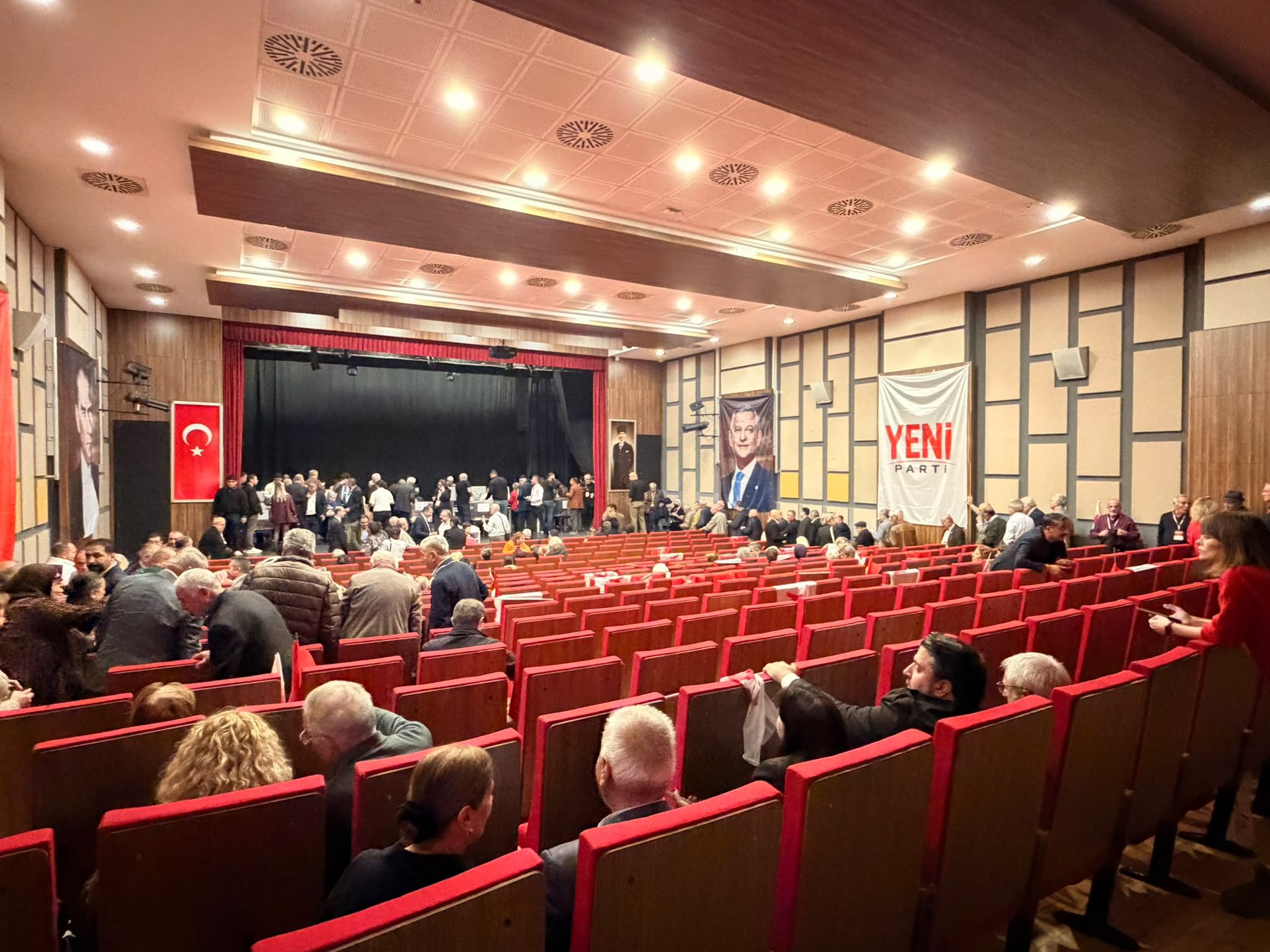 Yeni Parti Ankara Il Kongresi 4